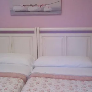 Bed & Breakfast Pension, Pamplona